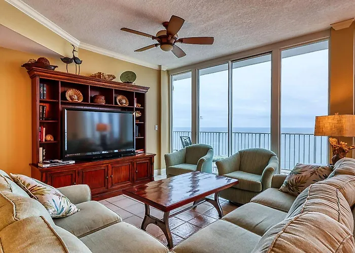 Holiday home Beachfront Penthouse With Amazing View Multiple Pools Hot Tubs Gym & Sauna
